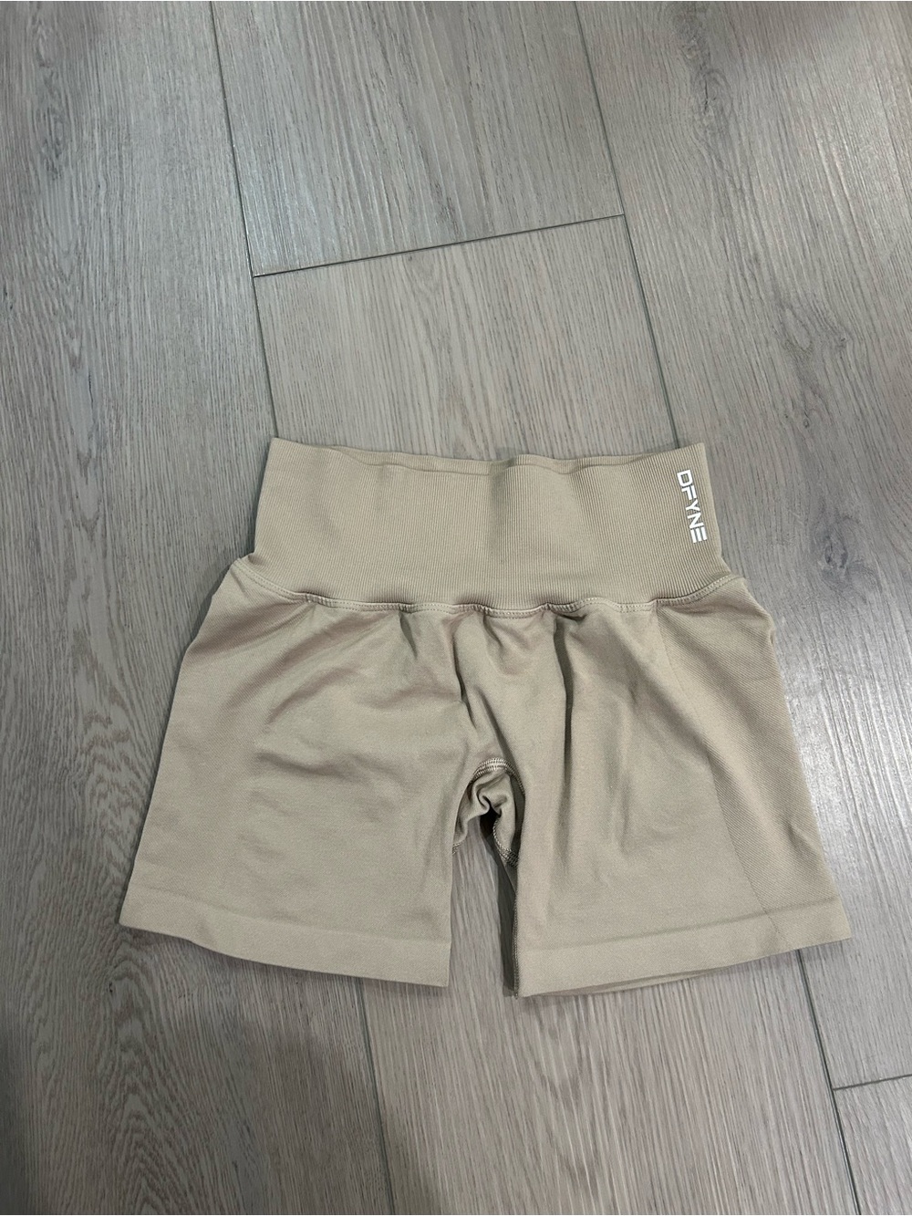 Dfyne shorts 🔥